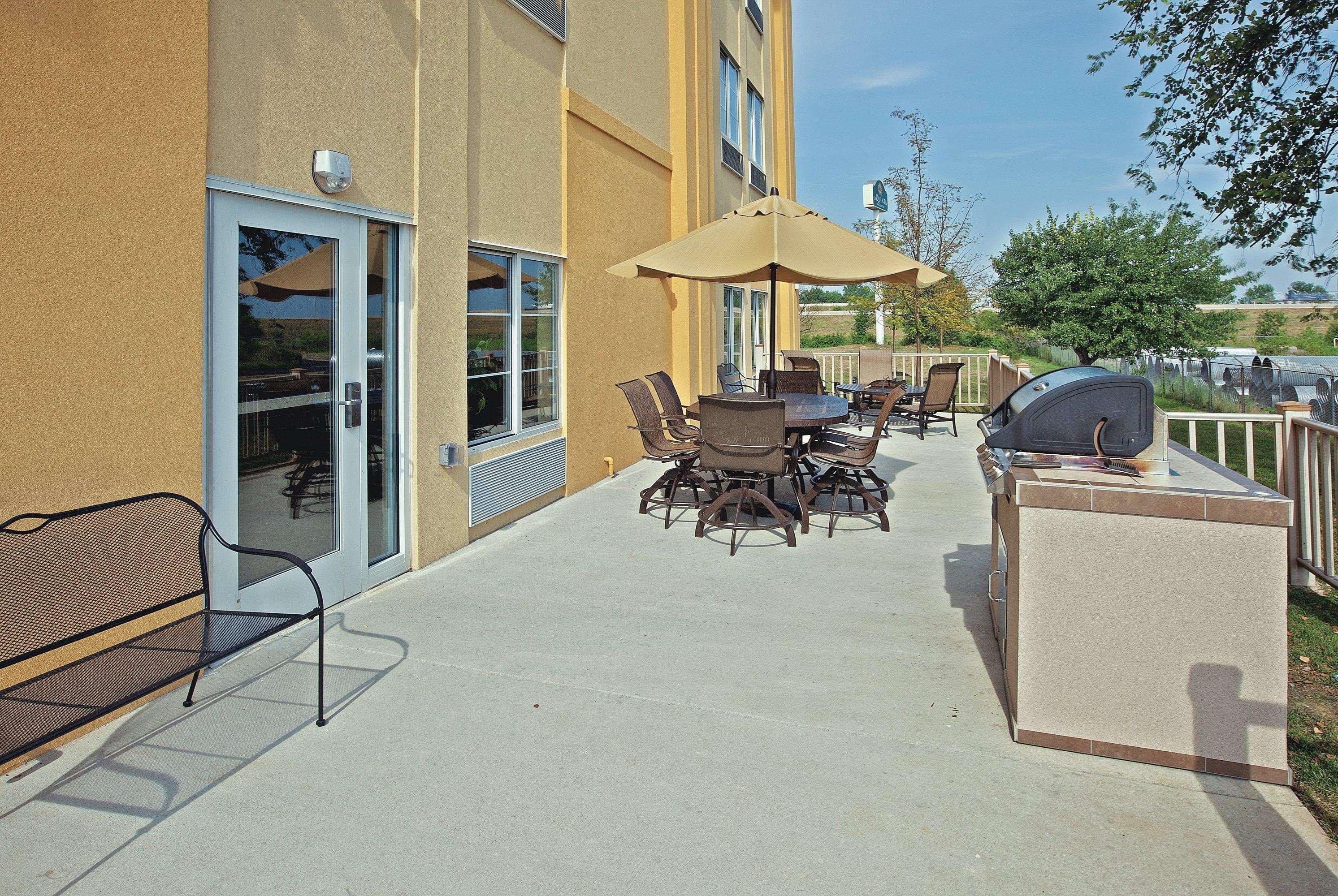 Hotel La Quinta By Wyndham - Edinburgh Columbus